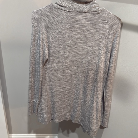Athleta Pranayama Wrap Gray Pocket Wrap Cardigan Oversized XXS - Picture 3 of 6